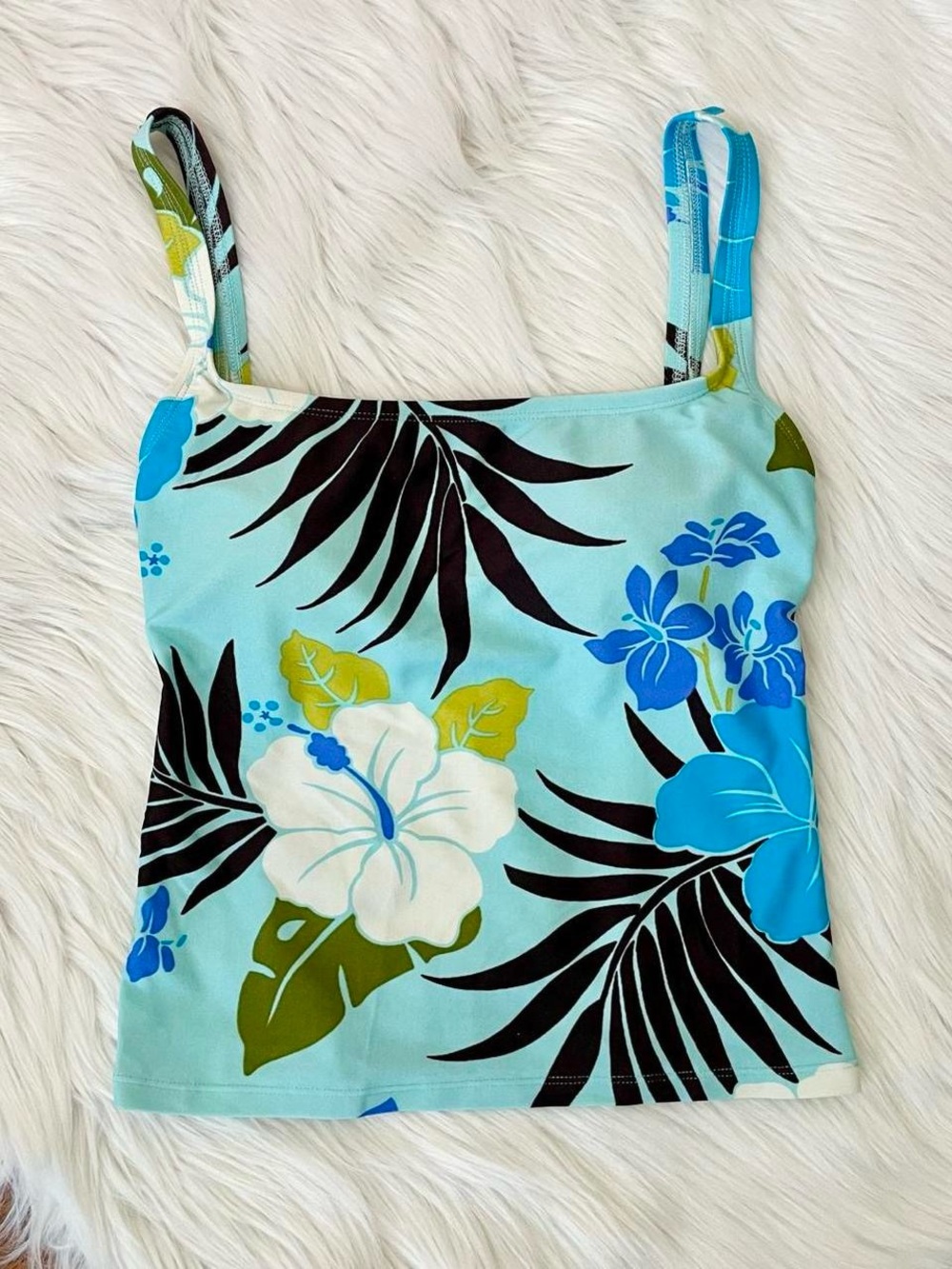 Vintage Y2K aqua blue tropical tank